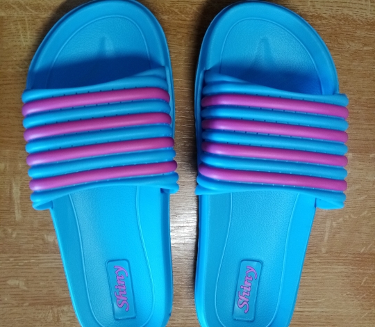 Pantofle dámské gumové - světle modré