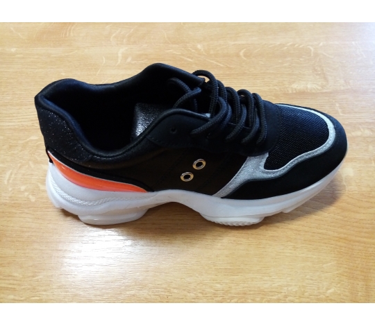 Sneakersy dámské černé + stříbrné a oranžové doplňky