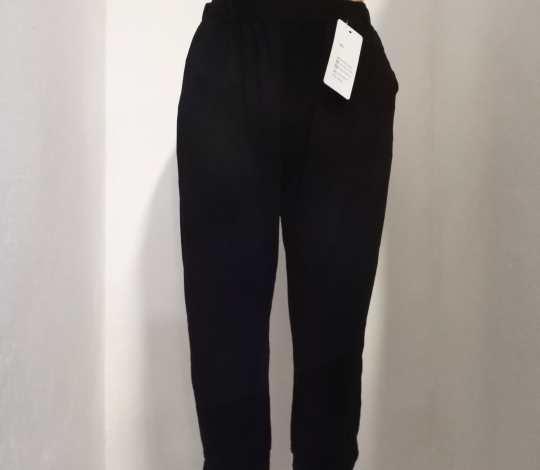 Kalhoty 3/4 dámské letní bavlněné černé s kapsami 2XL-5XL