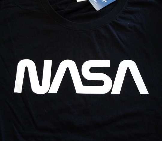 Tričko pánské krátký rukáv černé NASA